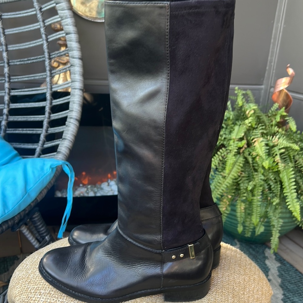 Cole Haan size 9 B black leather never worn outside boots